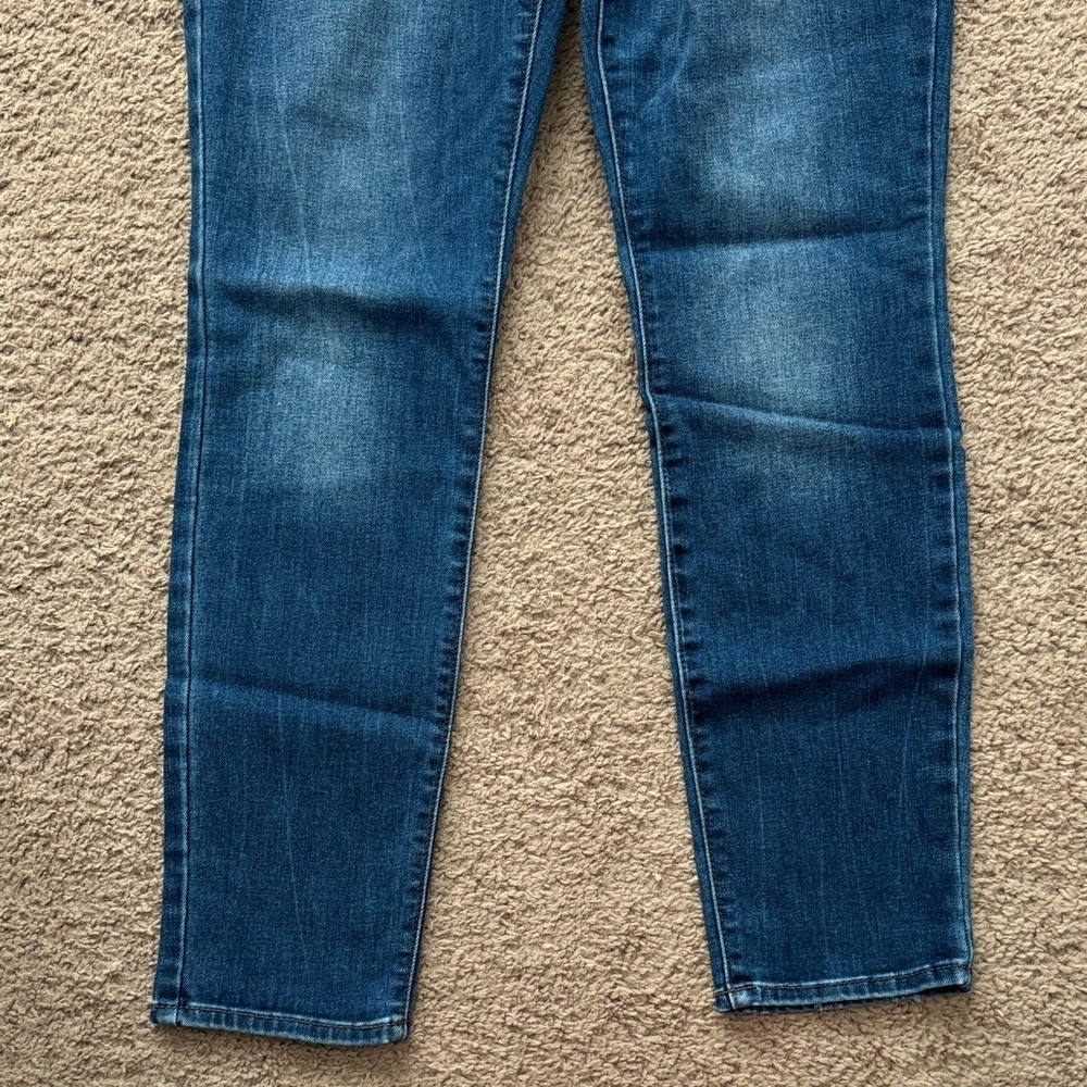 Old Navy Women's Skinny Jeans - Dark Blue - Picture 4 of 7
